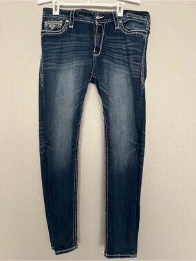 Dark Wash Skinny Jeans with Contrast Stitching
